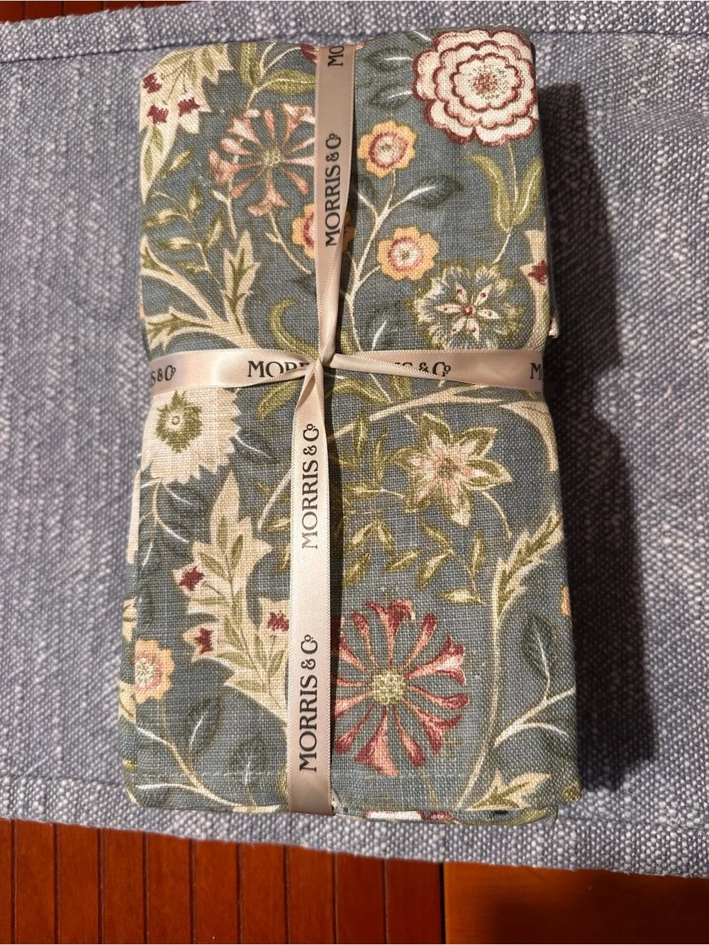Morris & Co Floral Cotton Napkins set of 8 napkings “Wilhelmina” design